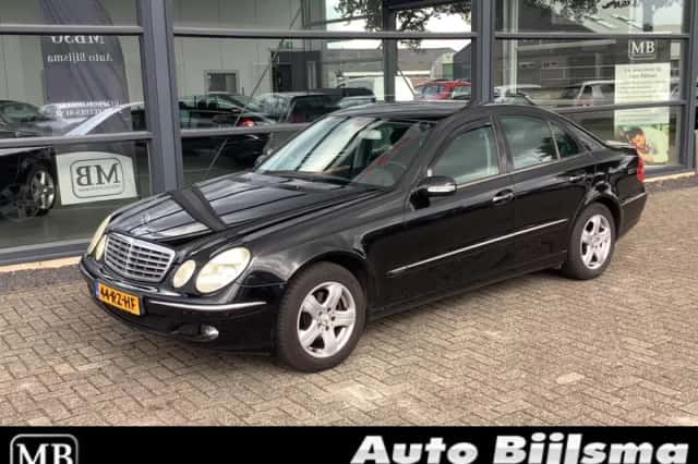 Mercedes-Benz E-Klasse (2005) thumbnail 1