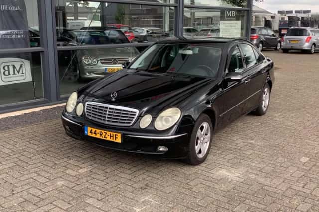 Mercedes-Benz E-Klasse (2005) thumbnail 2