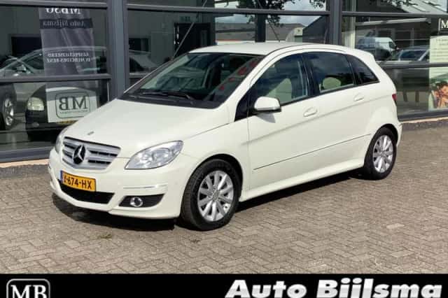 Mercedes-Benz B-Klasse (2009) thumbnail 1