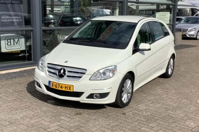 Mercedes-Benz B-Klasse (2009) thumbnail 2