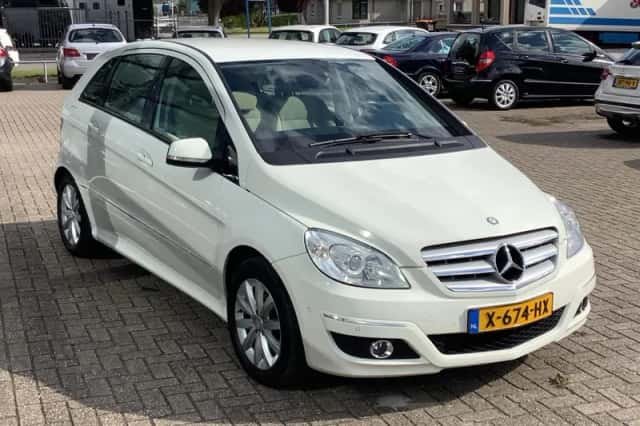 Mercedes-Benz B-Klasse (2009) thumbnail 4