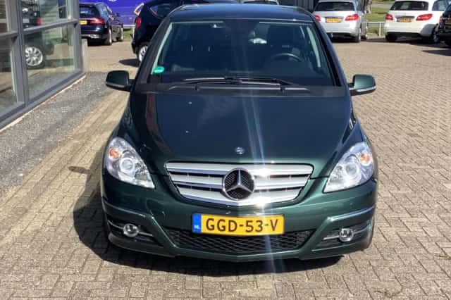 Mercedes-Benz B-Klasse (2010) thumbnail 3