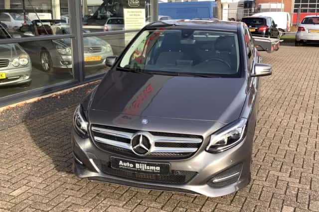 Mercedes-Benz B-Klasse (2015) thumbnail 3