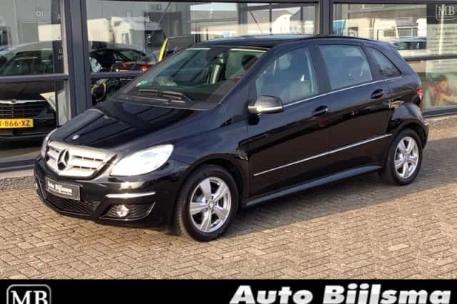 Mercedes-Benz B-Klasse (2011) thumbnail 1