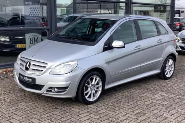 Mercedes-Benz B-Klasse (2011) thumbnail 2