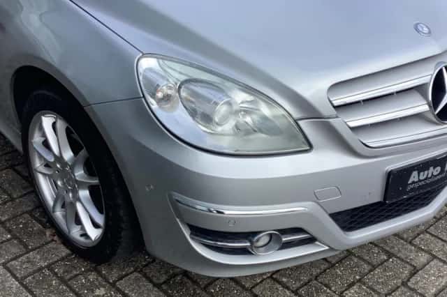 Mercedes-Benz B-Klasse (2011) thumbnail 5