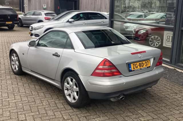 Mercedes-Benz SLK-Klasse (1999) thumbnail 3