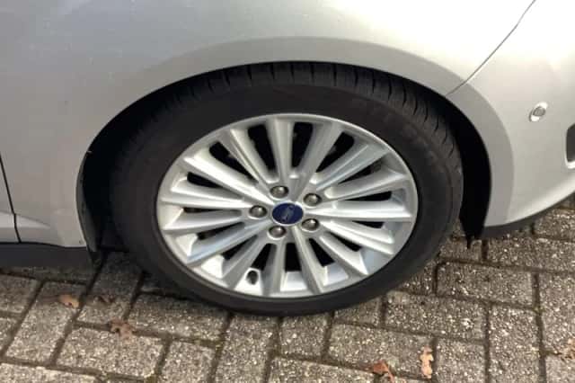 Ford C-Max (2018) thumbnail 6