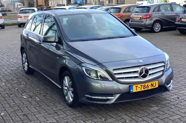 Mercedes-Benz B-Klasse (2011) thumbnail 4