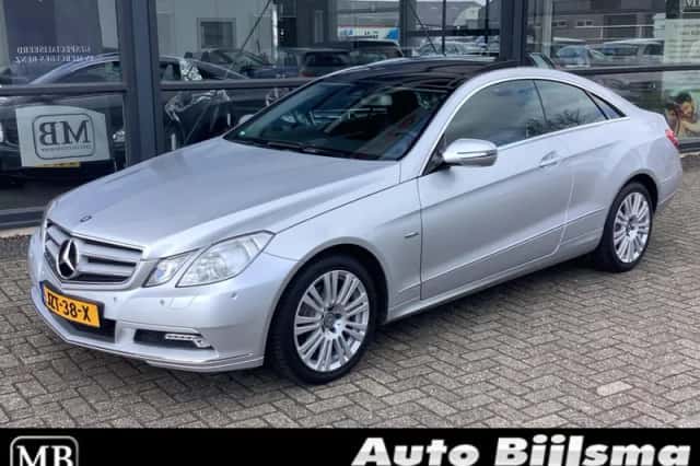Mercedes-Benz E-Klasse (2009) thumbnail 1