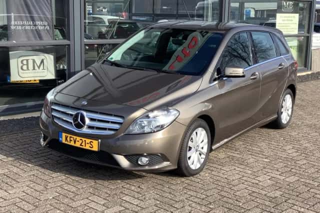 Mercedes-Benz B-Klasse (2012) thumbnail 2