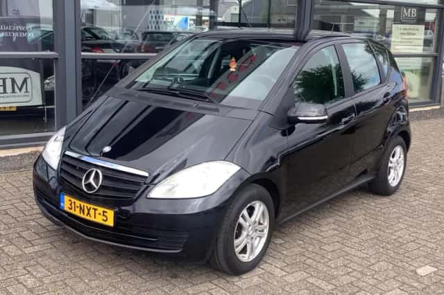 Mercedes-Benz A-Klasse (2010) thumbnail 2