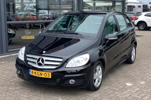 Mercedes-Benz B-Klasse (2010) thumbnail 2
