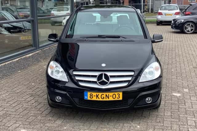 Mercedes-Benz B-Klasse (2010) thumbnail 3