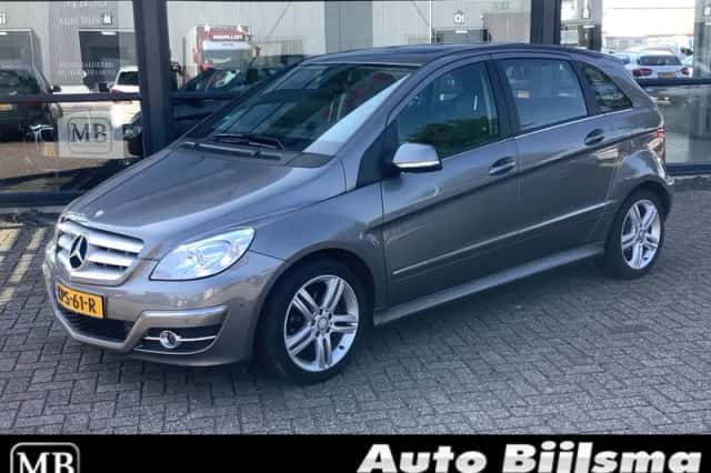 Mercedes-Benz B-Klasse (2011) thumbnail 1
