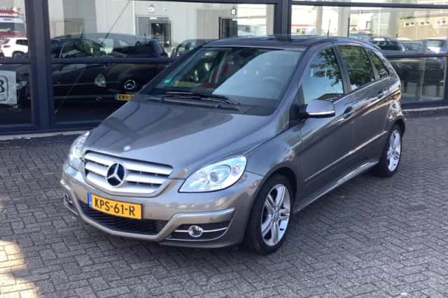 Mercedes-Benz B-Klasse (2011) thumbnail 2