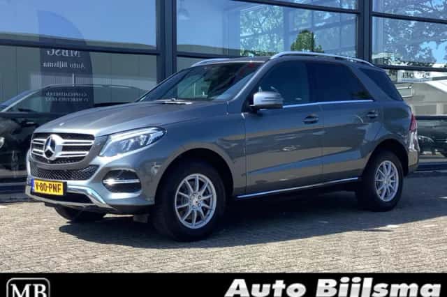 Mercedes-Benz GLE-Klasse (2017) thumbnail 1