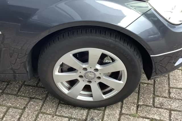Mercedes-Benz C-Klasse (2010) thumbnail 6
