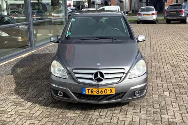 Mercedes-Benz B-Klasse (2009) thumbnail 3