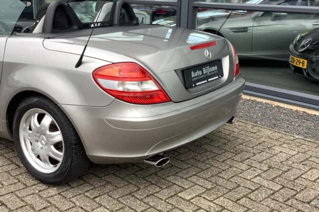 Mercedes-Benz SLK-Klasse (2006) thumbnail 4