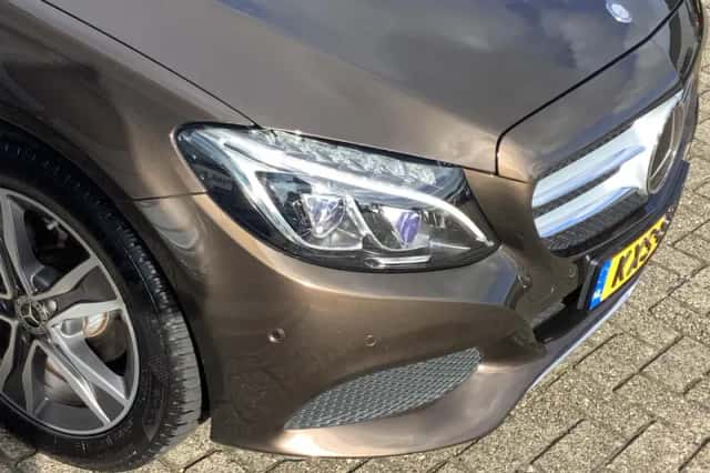 Mercedes-Benz C-Klasse (2015) thumbnail 5