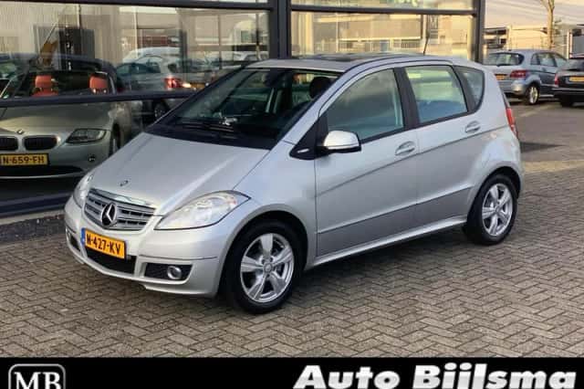 Mercedes-Benz A-Klasse (2011) thumbnail 1