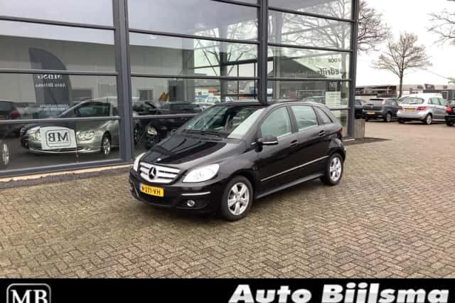 Mercedes-Benz B-Klasse (2011) thumbnail 1