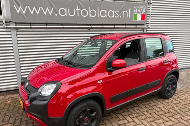 Fiat Panda (2022) thumbnail 1