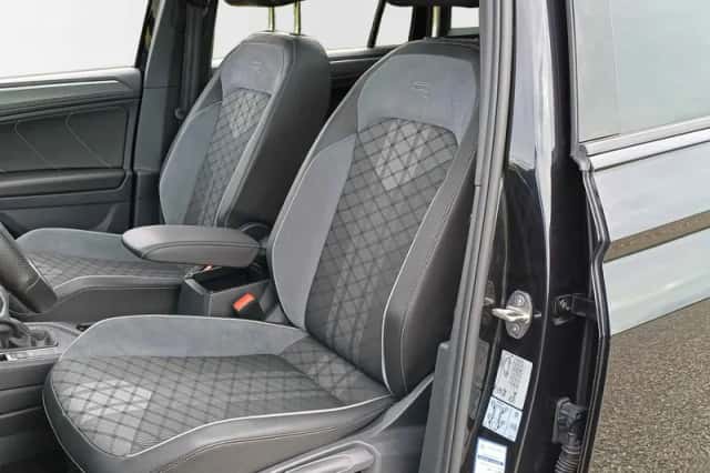 Volkswagen Tiguan (2023) thumbnail 2