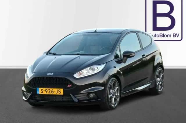 Ford Fiesta (2015) thumbnail 1