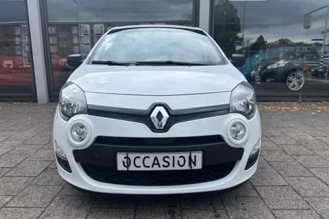 Renault Twingo (2014) thumbnail 2