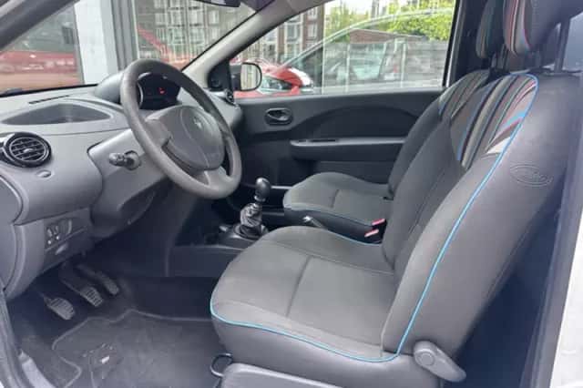 Renault Twingo (2014) thumbnail 6
