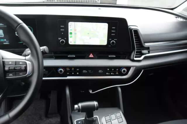Kia Sportage (2023) thumbnail 4