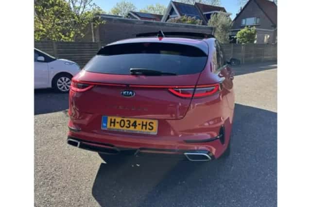 Kia ProCeed (2020) thumbnail 2