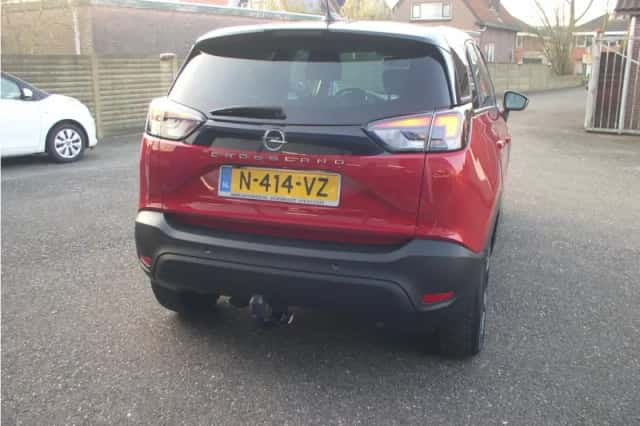 Opel Crossland (2022) thumbnail 2