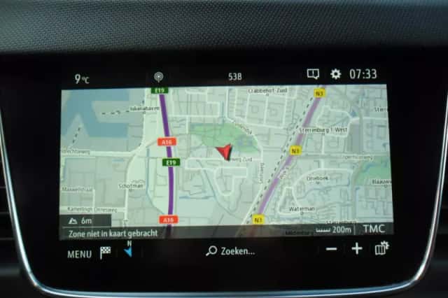 Opel Crossland (2022) thumbnail 5