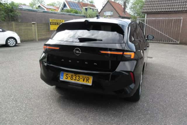 Opel Astra (2023) thumbnail 2