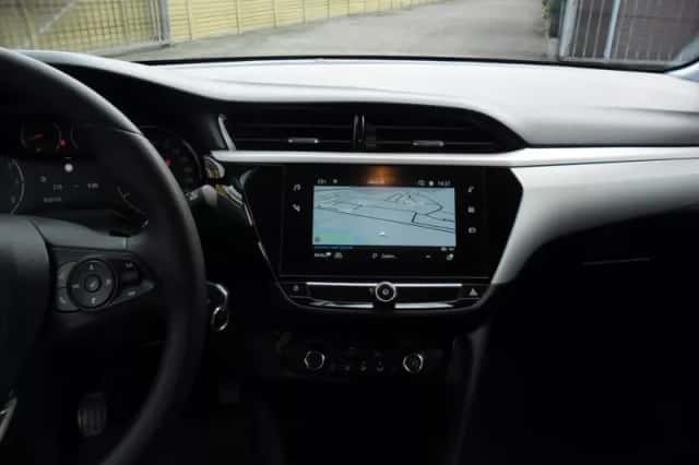 Opel Corsa (2022) thumbnail 4