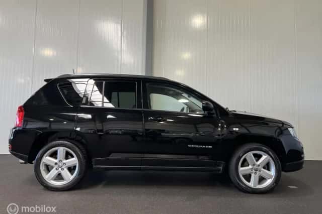 Jeep Compass (2013) thumbnail 5