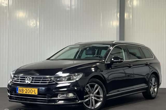 Volkswagen Passat (2017) thumbnail 1