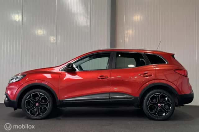 Renault Kadjar (2017) thumbnail 3