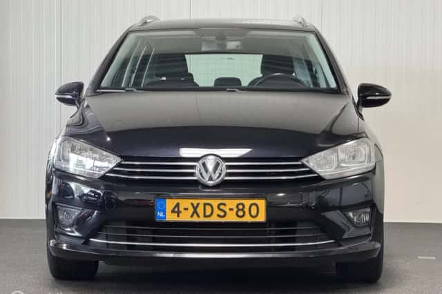 Volkswagen Golf Sportsvan (2014) thumbnail 4