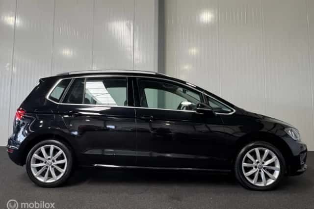 Volkswagen Golf Sportsvan (2014) thumbnail 5