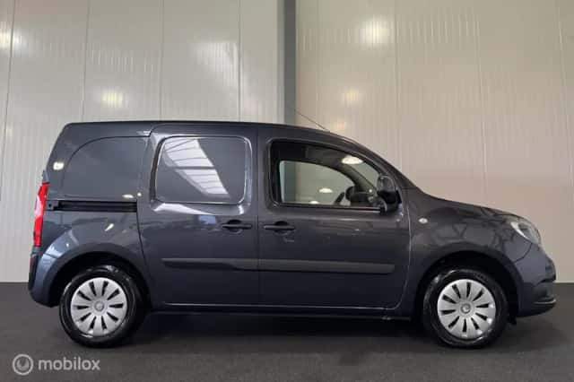Mercedes-Benz Citan (2019) thumbnail 5