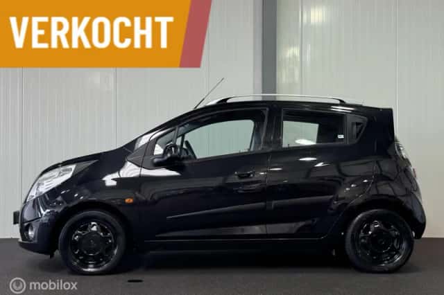Chevrolet Spark (2011) thumbnail 3