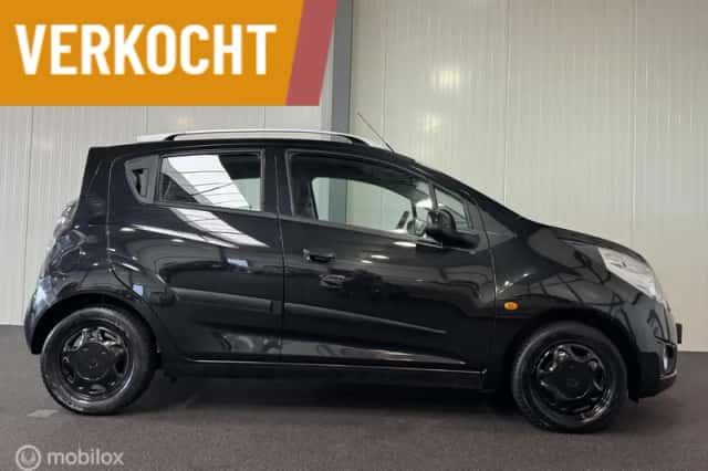 Chevrolet Spark (2011) thumbnail 5