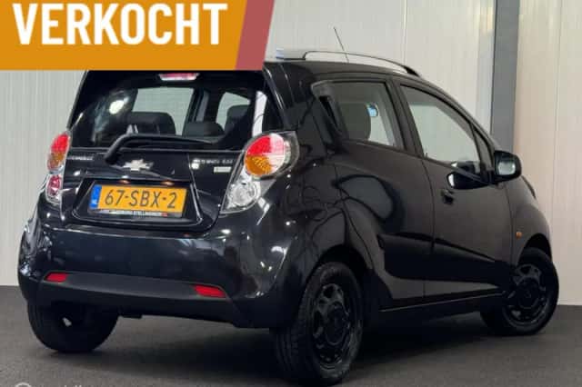 Chevrolet Spark (2011) thumbnail 6