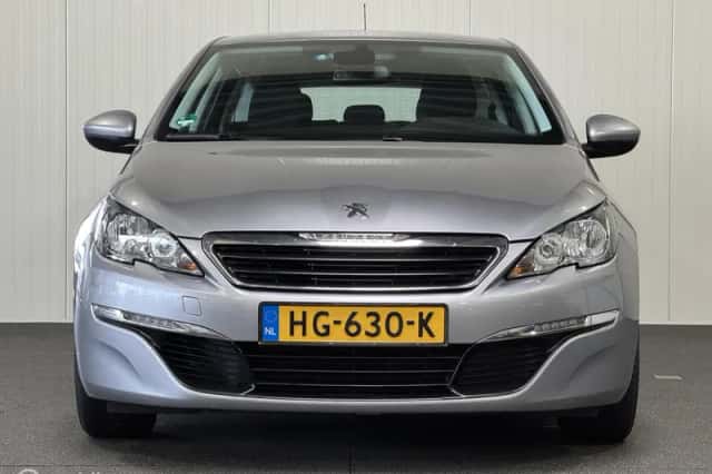 Peugeot 308 (2015) thumbnail 4