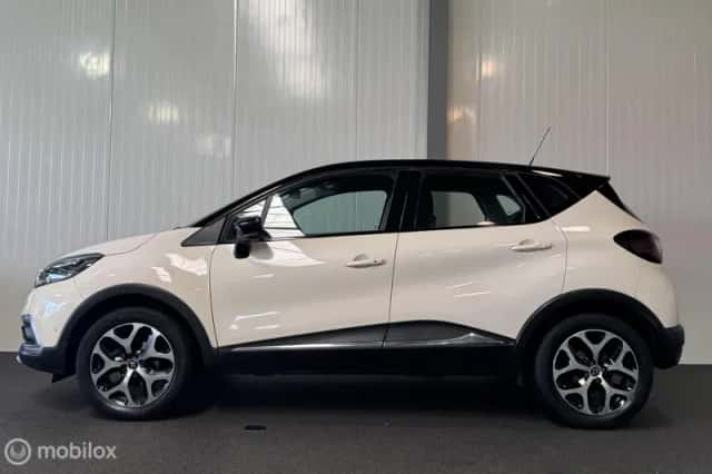 Renault Captur (2019) thumbnail 3