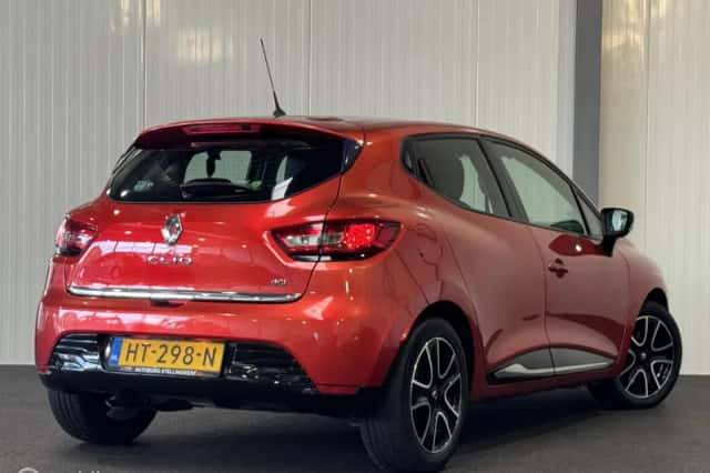 Renault Clio (2015) thumbnail 6